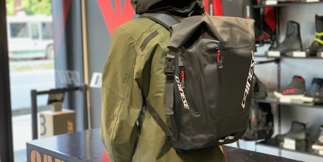 アウトドアにおススメ【D-STORM BACKPACK】